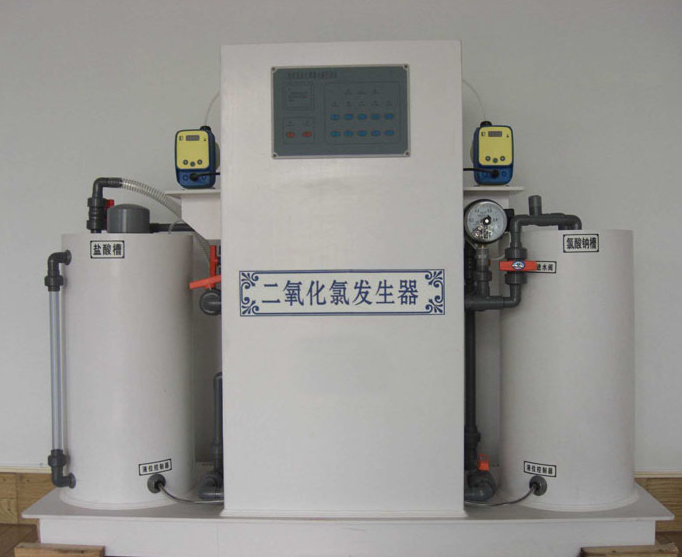 Chlorine dioxide generator